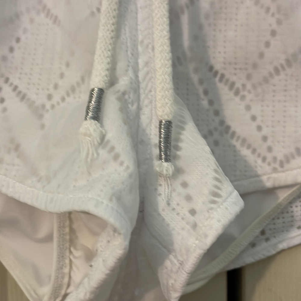 Free People FP Movement White Athletic Shorts Drawstring Waistband Small Y2K? - Picture 6 of 16